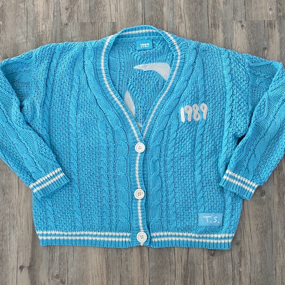taylor swift 1989 cardigan